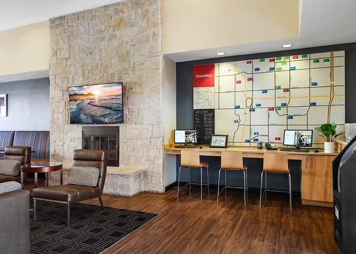 Towneplace At Arizona Mills Mall 3*