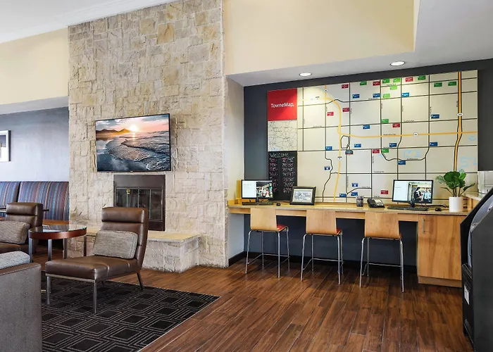 Towneplace At Arizona Mills Mall Hotel 3*